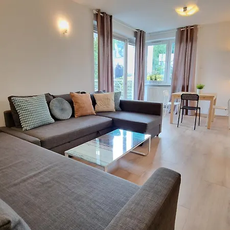 Bernadowska Lu Parking Ogrodek Balkon, 800m Plaza Daire *