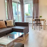 شقة Bernadowska Lu Parking Ogrodek Balkon, 800m Plaza *