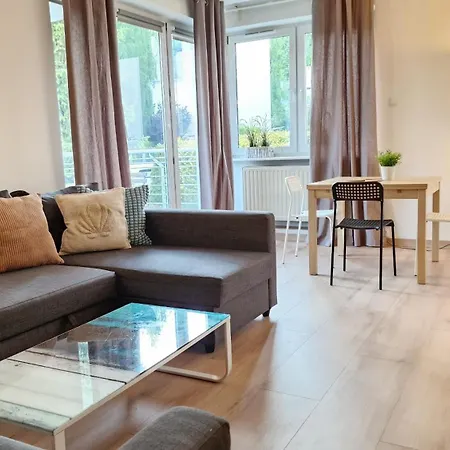 דירה Bernadowska Lu Parking Ogrodek Balkon, 800m Plaza *