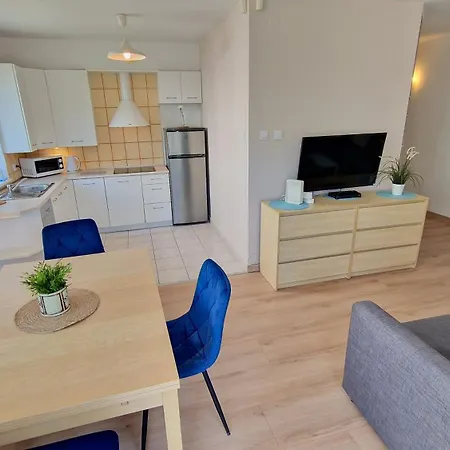 Bernadowska Lu Parking Ogrodek Balkon, 800m Plaza דירה