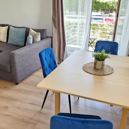Bernadowska Lu Parking Ogrodek Balkon, 800m Plaza *
